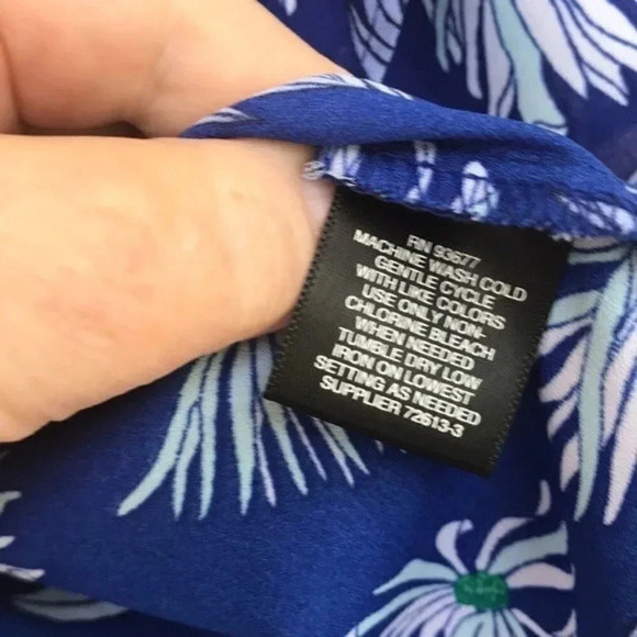 Liz Claiborne Floral Double Ruffle Sleeves Blouse - Picture 5 of 9